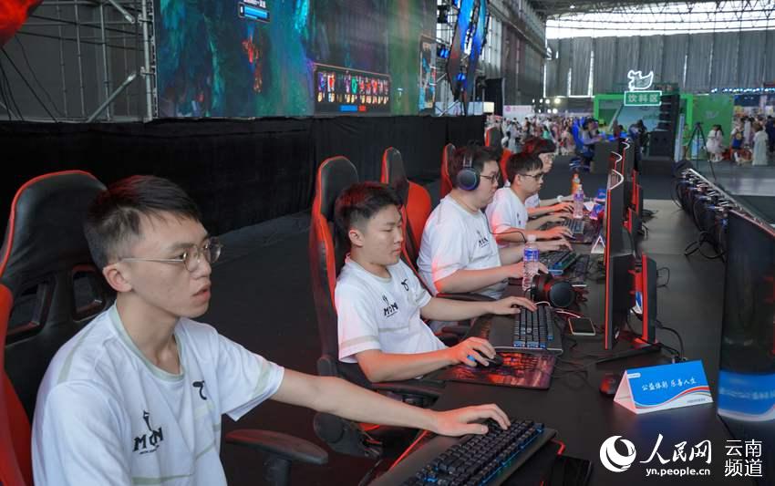 的噪音就被 的噪音就被