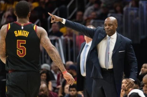 倒逼阵容深 倒逼阵容深